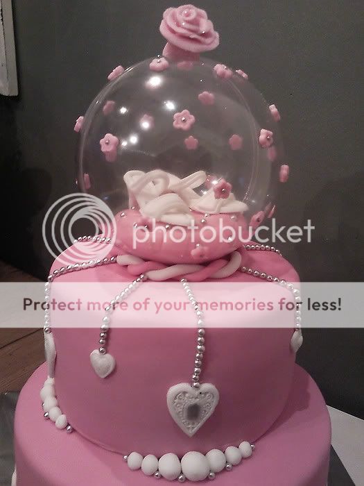 http://i436.photobucket.com/albums/qq84/XEsterX/1179487103_6_ohW3_1.jpg
