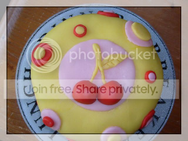 http://i436.photobucket.com/albums/qq84/cake_freak/taart2.jpg